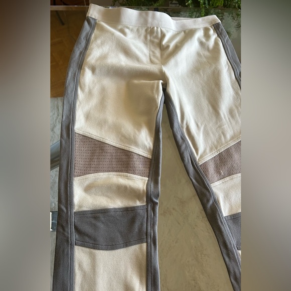 BCBGMaxAzria funky, sexy panel leggings, never been worn - Picture 2 of 4